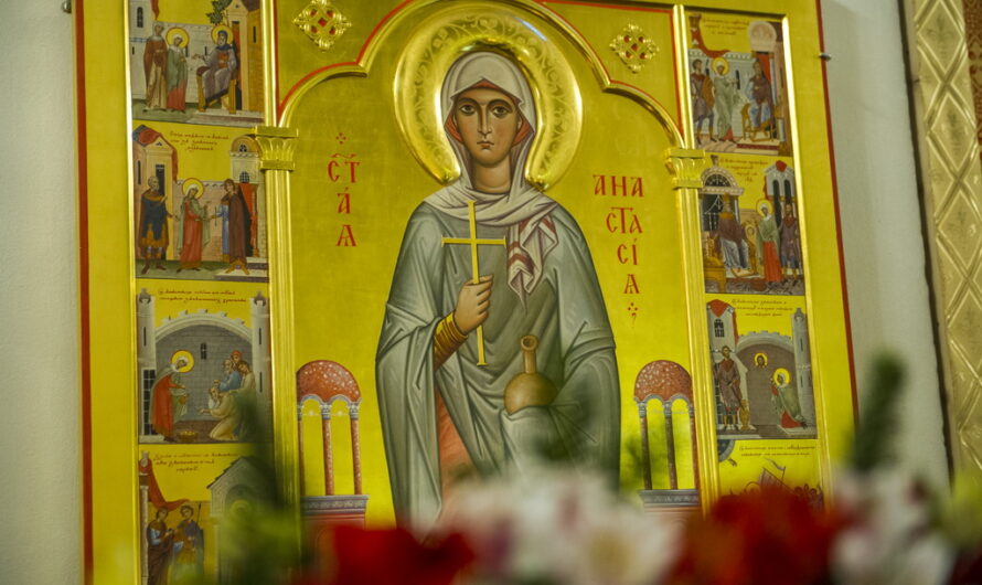 Великомученица Анастасия Узорешительница