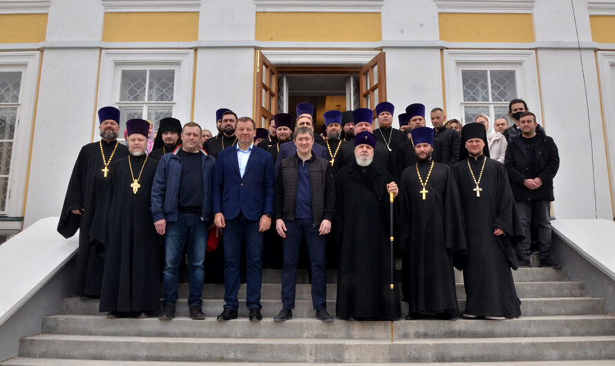 В Спасо-Преображенском соборе Перми состоялось первое богослужение