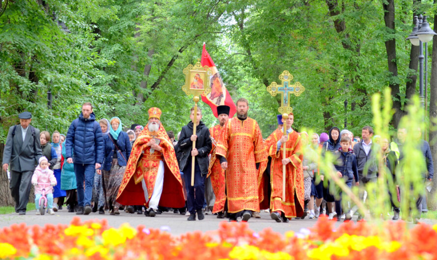 Крестный ход в день памяти священномученика Андроника