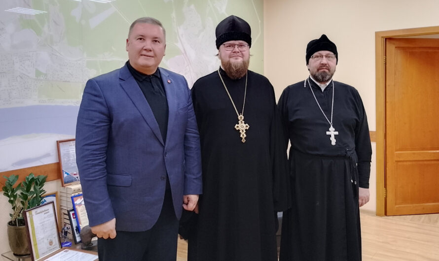 Рабочая встреча благочинного Закамского церковного округа с главой Администрации Кировского района города Перми