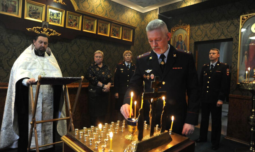 Панихида по погибшим при выполнении служебных обязанностей сотрудников органов внутренних дел