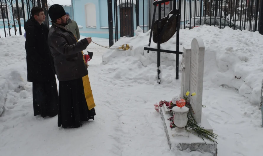 Совершена лития в память о эвакуированных в Пермь в годы блокады ленинградцах