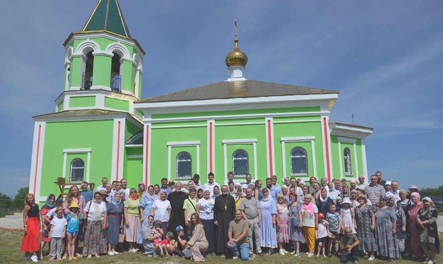В Кордоне прошел праздник-фестиваль колокольного звона «Единым сердцем»