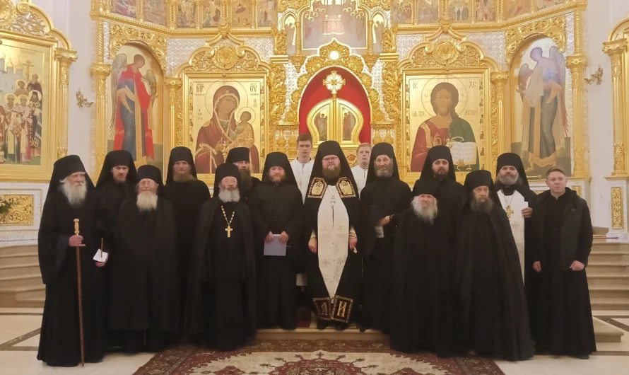 В Белогорском Свято-Николаевском мужском монастыре совершены постриги