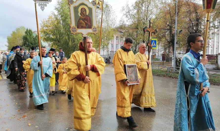 В Лысьве состоялся общегородской крестный ход