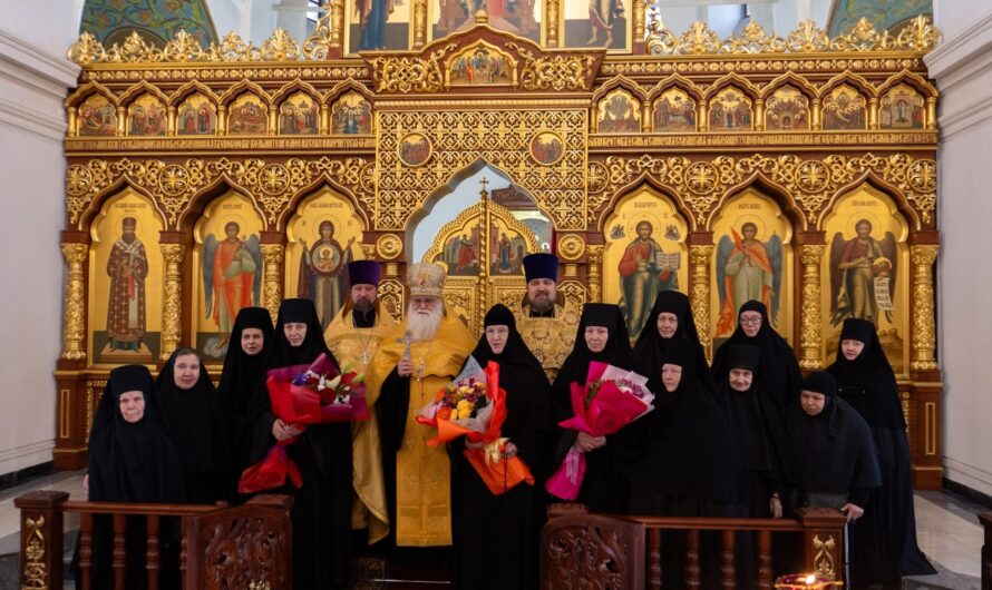 В Кунгурском монастыре приветствовали и. о. игумении обители монахиню Екатерину (Верхоланцеву)