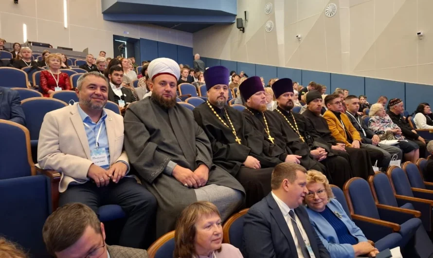Представители Пермской епархии принял участие в городском общественном форуме «Пермь. Когда мы вместе, все реально!»