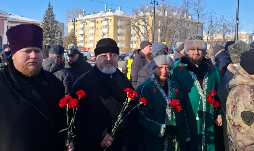 Открытие памятника Участникам специальной военной операции