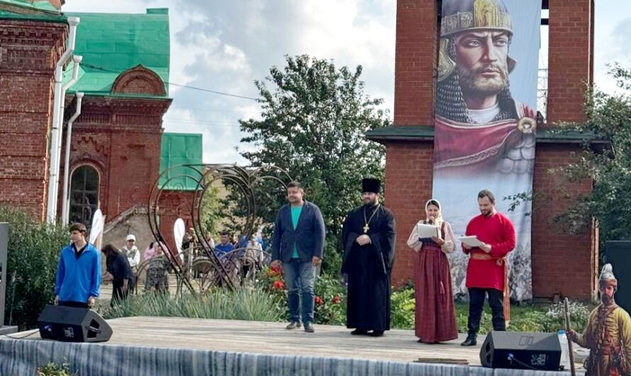 XIII Духовно-исторический Фестиваль имени Алексендра Невского прошел в Лобаново