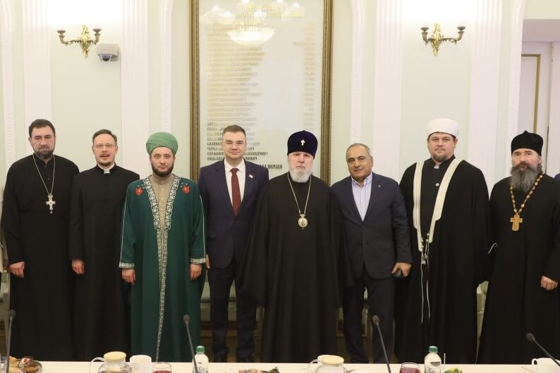 Глава Пермской митрополии принял участие во встрече мэра Перми с религиозными лидерами 