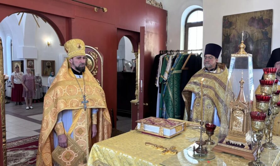 Соборное богослужение в день памяти святых благоверных князя Петра и княгини Февронии, Муромских