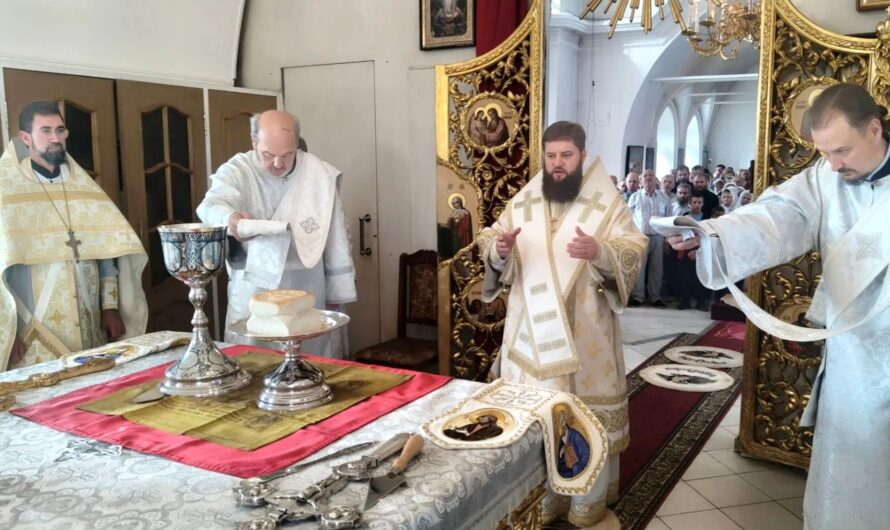 Архиерейское богослужение в день престольного праздника Спасо-Преображенского храма Кунгура