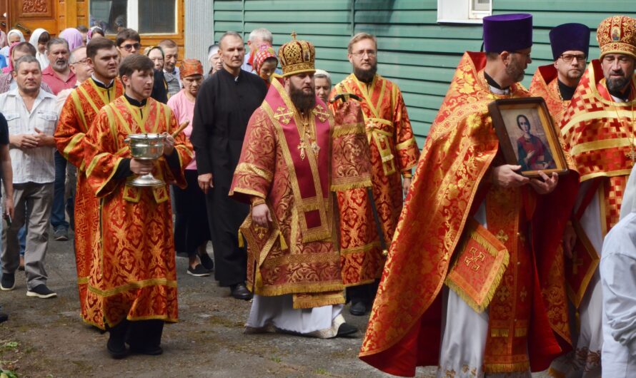 Престольный праздник в Свято-Пантелеимонском храме города Перми