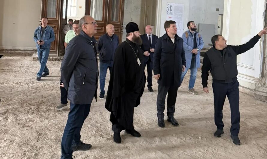 Глава Пермской митрополии принял участие в выездном совещании по вопросам реконструкции Спасо-Преображенского собора и Архиерейского квартала