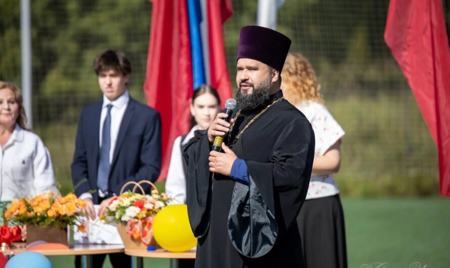 День знаний в поселке Полазна