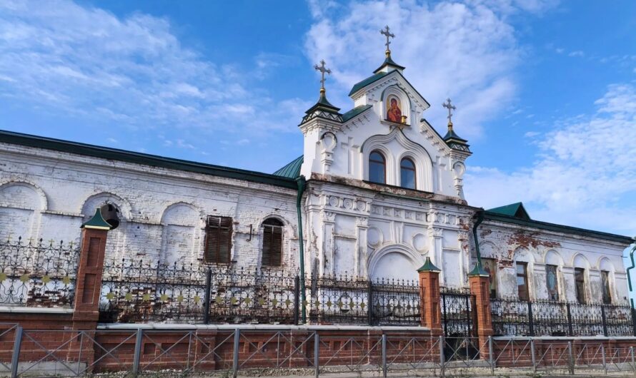 В Кунгурском монастыре установлена новая ограда на северо-восточной стороне комплекса обители