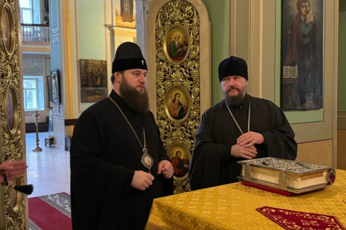 Митрополит Игнатий и епископ Софроний Нарьян-Марский и Мезенский посетили храмы Перми
