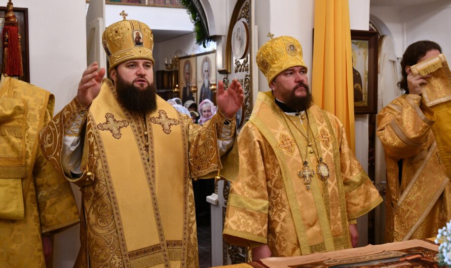 Божественная литургия в Неделю 20-ю по Пятидесятнице