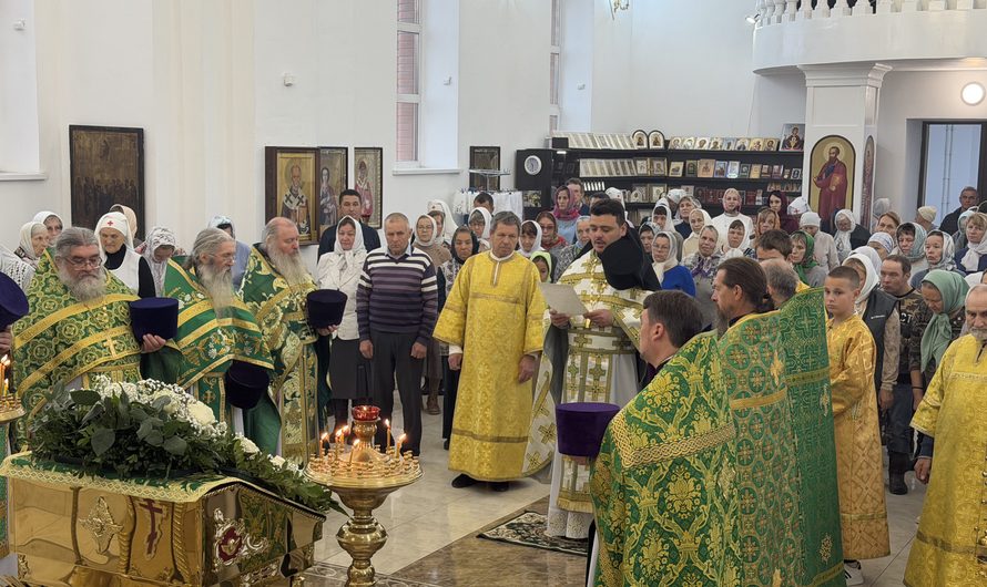 Престольный праздник в Сергиевском храме поселка Октябрьский