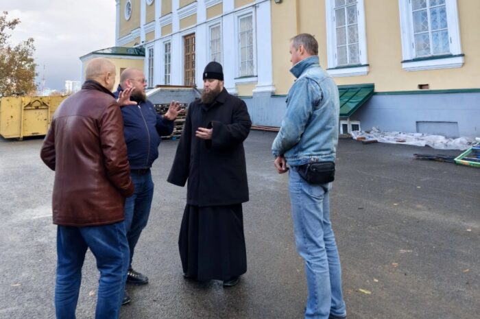 Подписан акт приема-сдачи работ по консервации иконостаса Спасо-Преображенского собора 