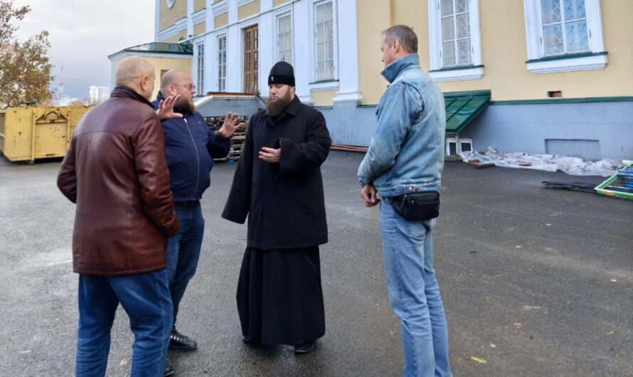 Подписан акт приема-сдачи работ по консервации иконостаса Спасо-Преображенского собора 