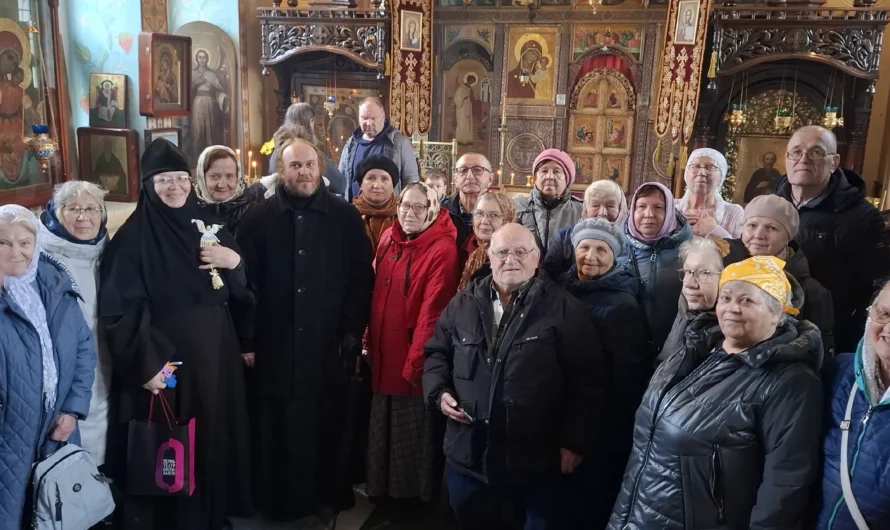 Паломническая поездка общины глухих и слабослышащих в Верхне-Чусовскую Казанскую Трифонову пустынь